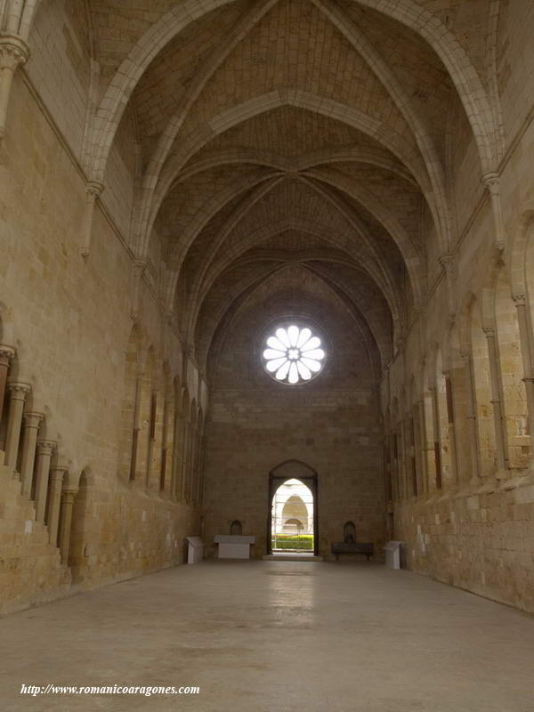 REFECTORIO DE LOS MONJES, DESDE SU CABECERA